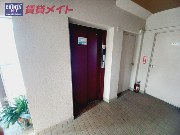 津駅 徒歩10分 3階の物件外観写真